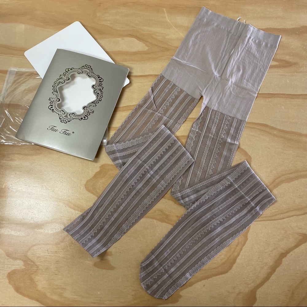 Tsu Tsu Japanese lavender grey nylons • size: S